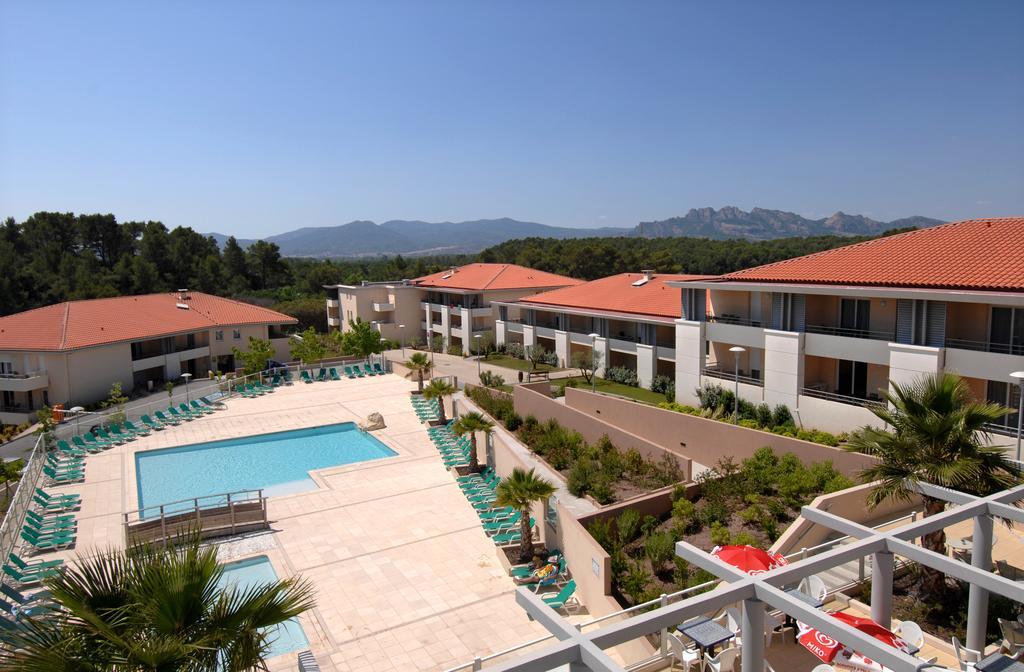 เล ปาราซอล ดาร์ฌ็อง Hotel รอกเกอบรูน-ซูร์-อาร์ฌ็องส์ ภายนอก รูปภาพ